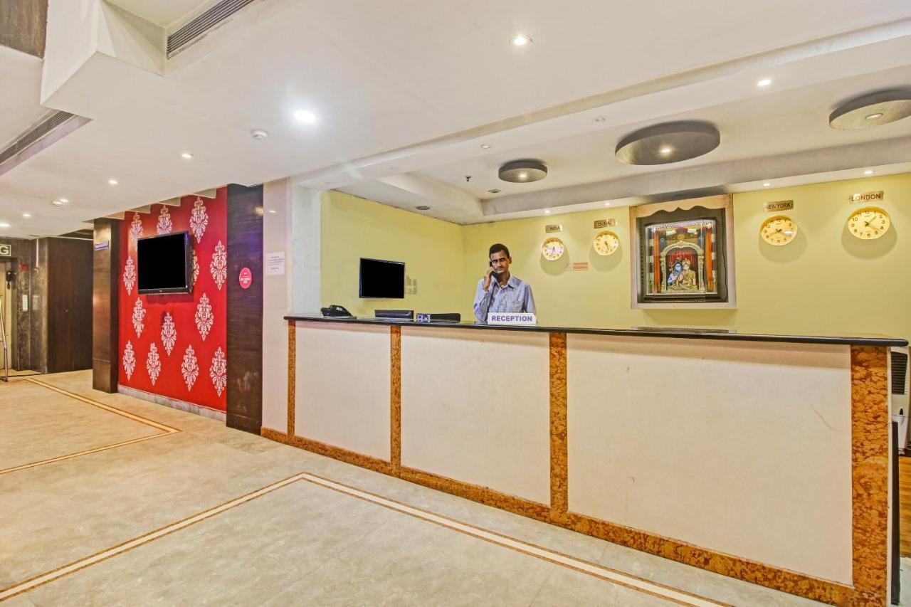 Oyo Townhouse 707 Grand Krishna Hyderabad Exterior foto